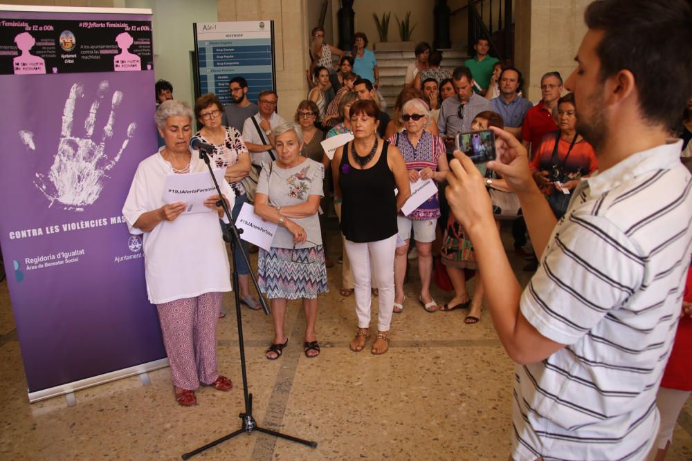 Acto contra la violencia de género en Alcoy