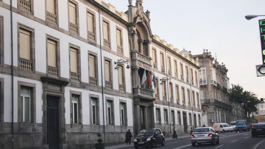 La Diputación pide un local para su sede provisional en Valdeorras