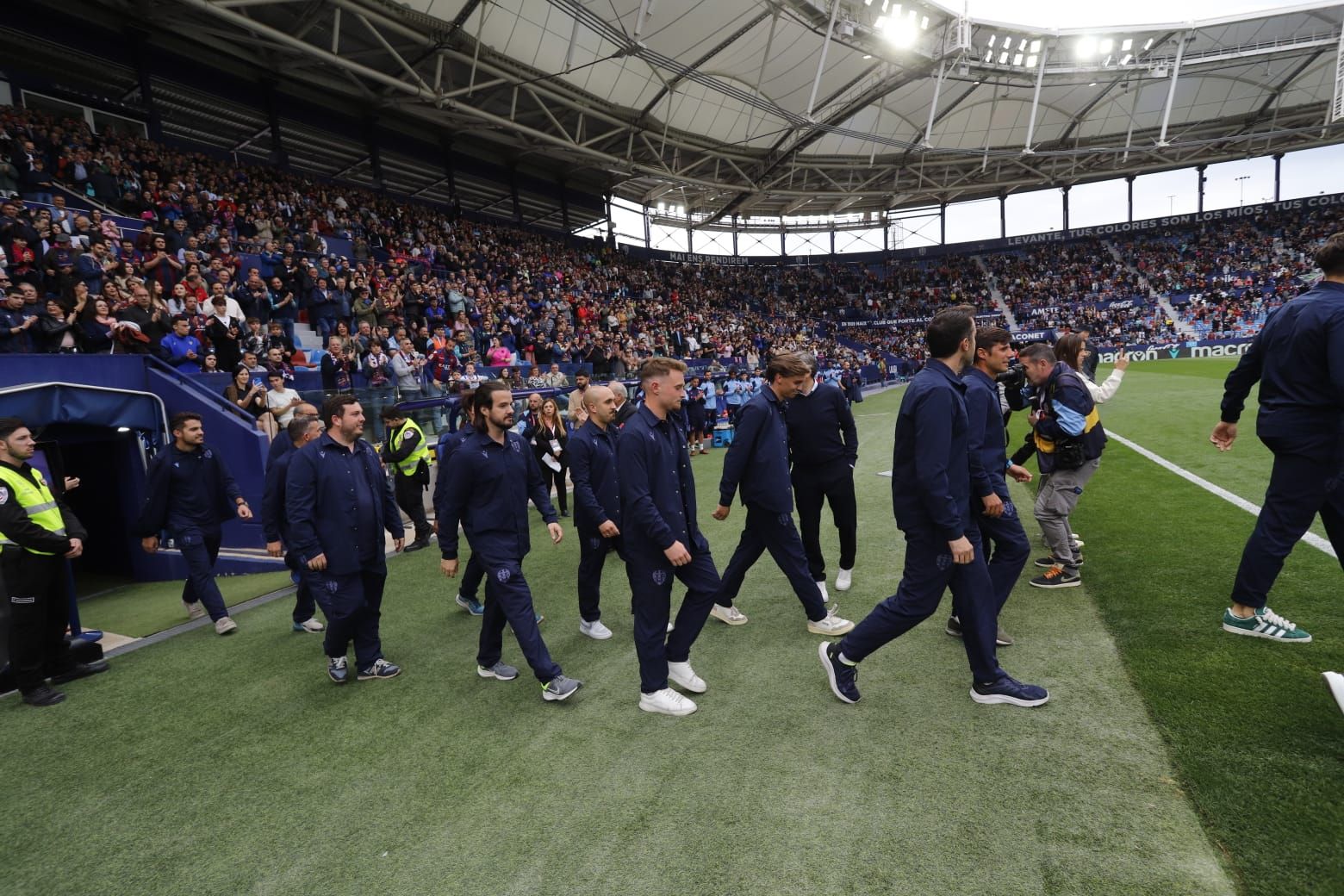 La victoria del FC Cartagena en la casa del Levante, en imágenes