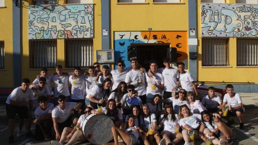 Jóvenes quintos del 2007. | SERVICIO ESPECIAL