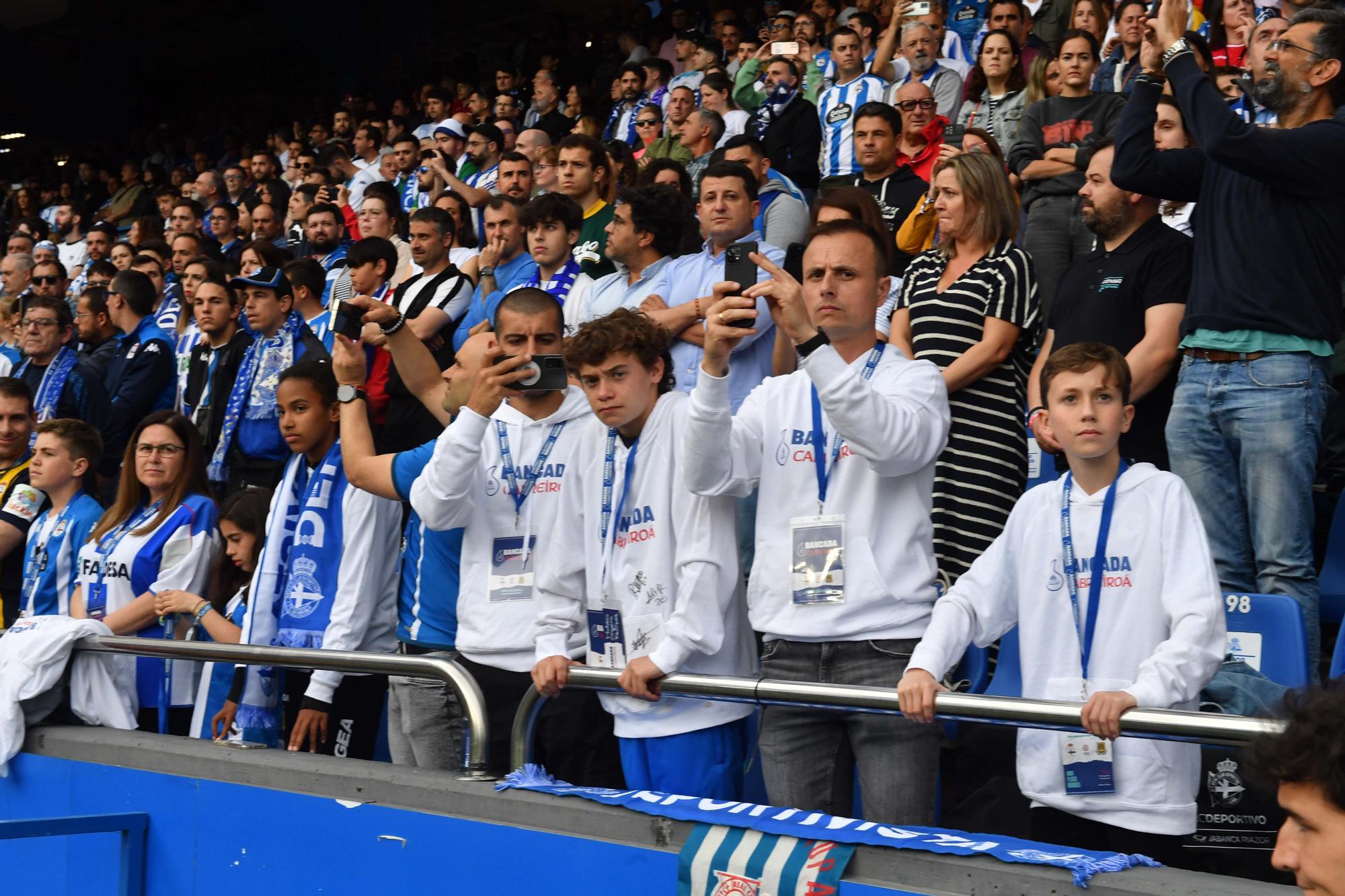 Homenaje a Arsenio Iglesias en Riazor antes del Deportivo-Alcorcón