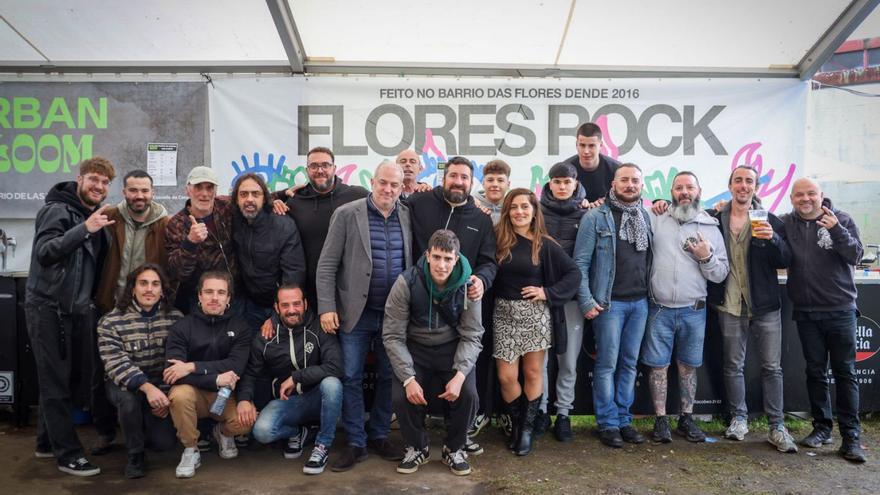 Churrasco, música y mucha fiesta en el Barrio de las Flores