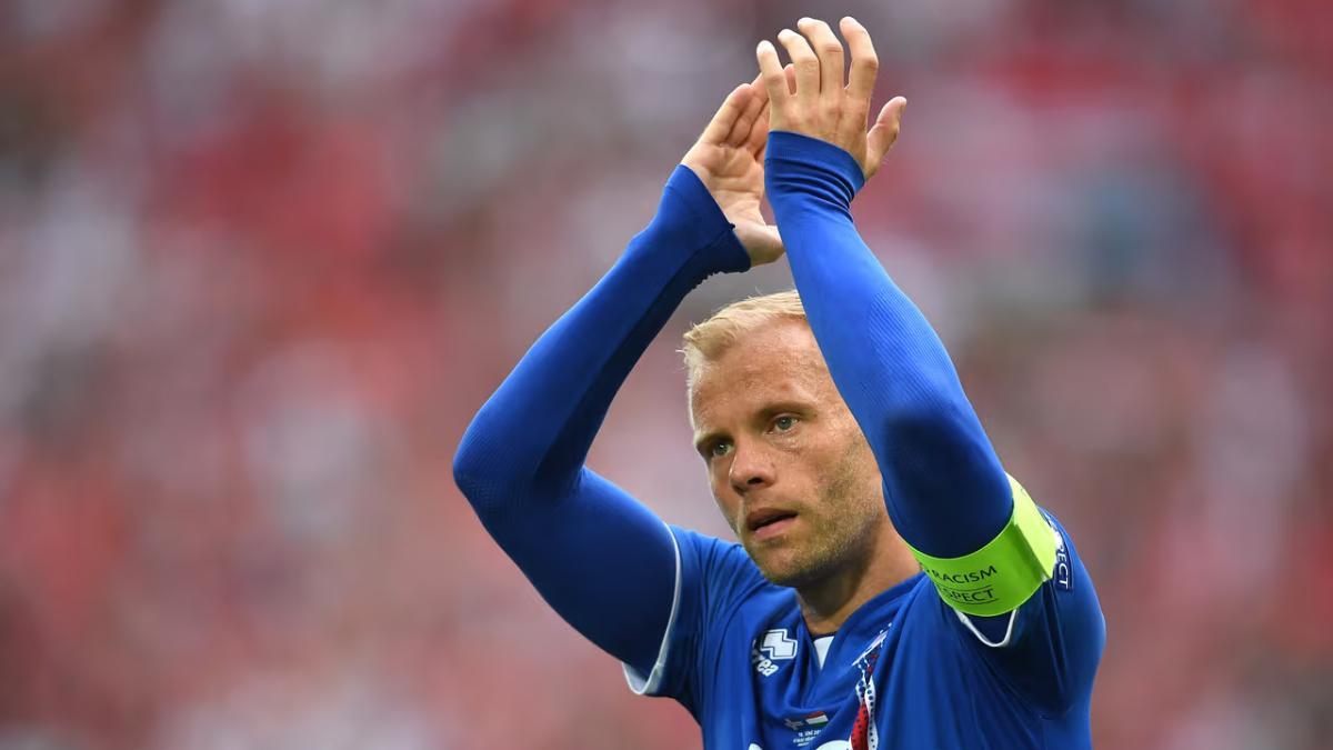 Eidru Gudjohnsen, durante la Eurocopa de 2016 con Islandia