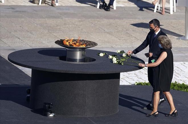 Homenaje de Estado a las víctimas del coronavirus