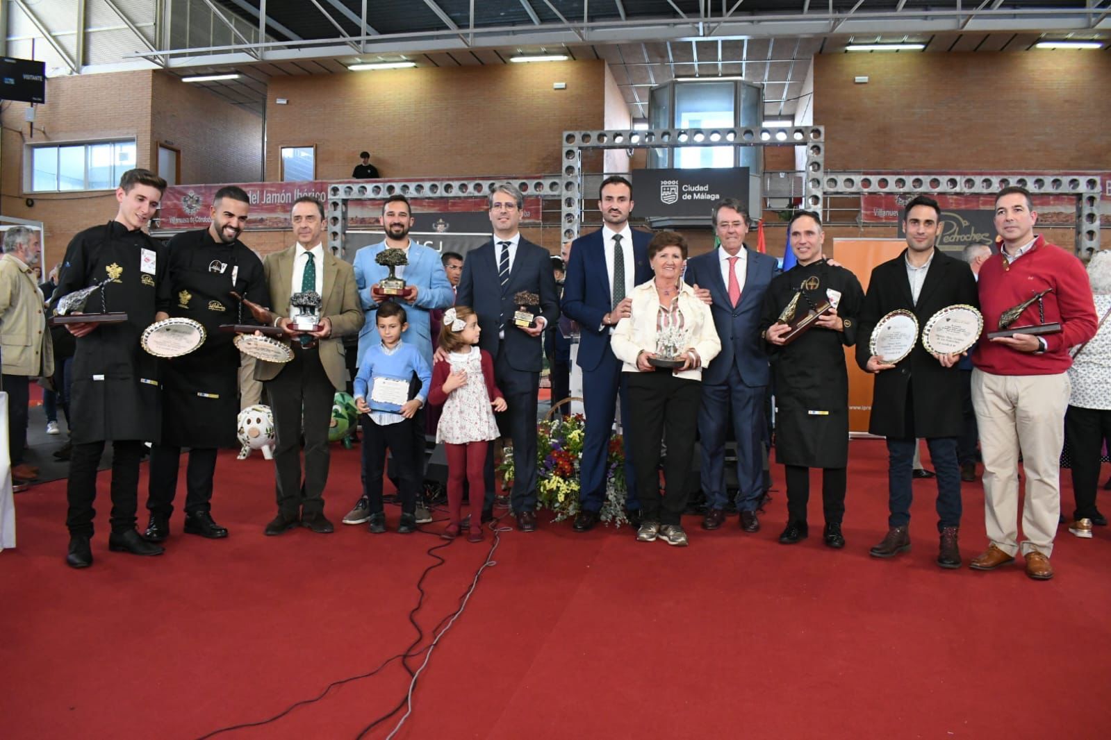 José Alcobendas, de Villanueva de Córdoba, gana el concurso nacional de cortadores de jamón