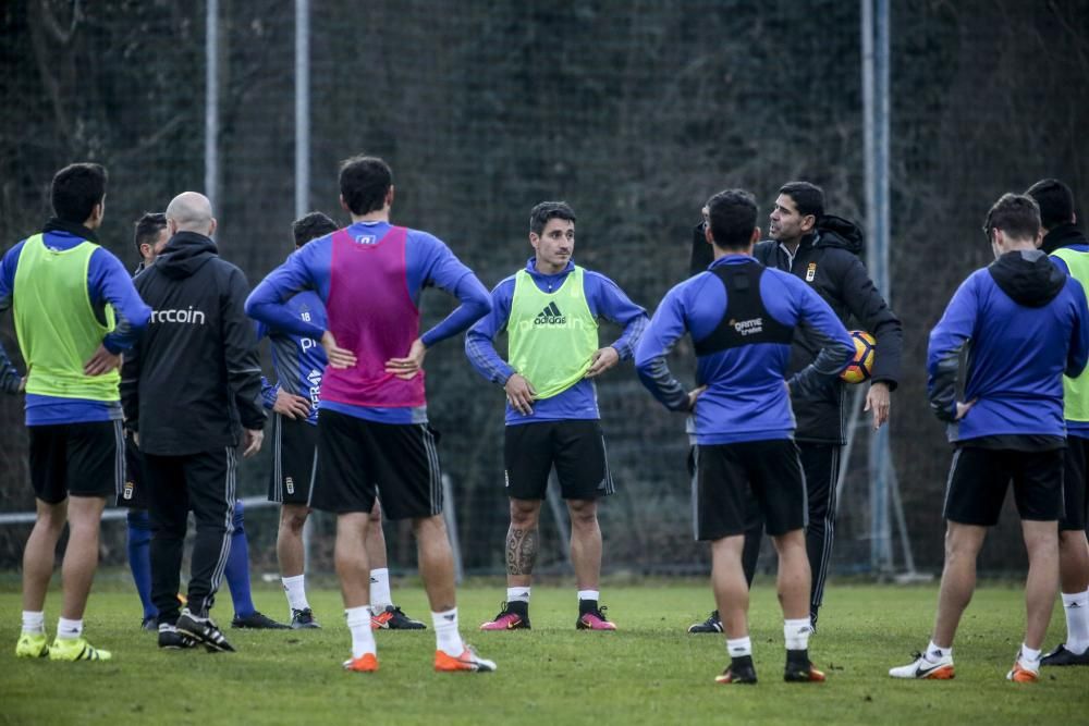 Entrenamiento a puerta abierta del Real Oviedo; día 2 de enero