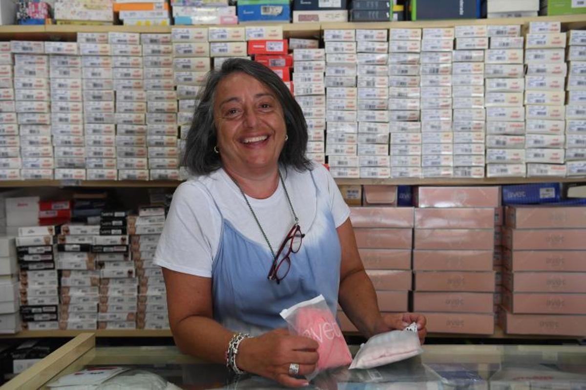 Hilos, cremalleras y clientas leales