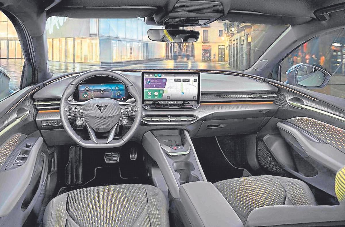 El interior del Cupra Raval.