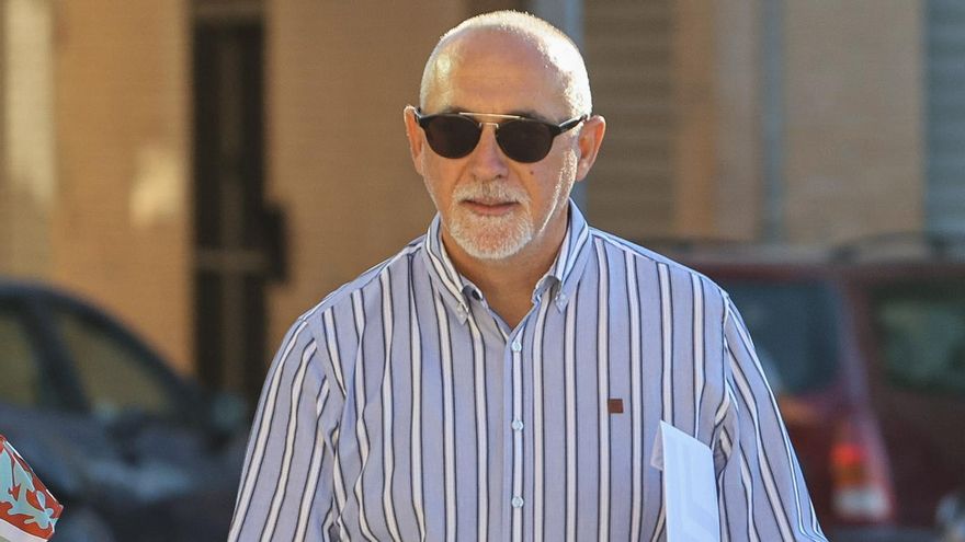La jueza ve indicios de delito del exalcalde del PSOE de San Vicente en el contrato de zonas verdes