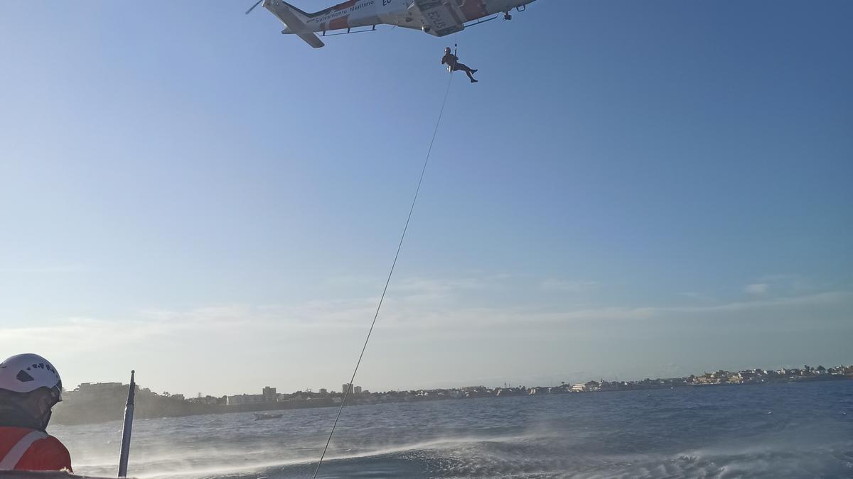 Cabo de Palos acoge un simulacro de salvamento.