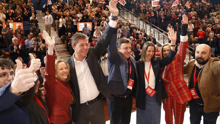 Calviño reivindica en Santiago la candidatura de Besteiro: “Hace falta un presidente de la Xunta que trabaje mano a mano con el Gobierno de España”