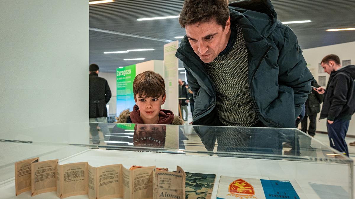 Inauguración de la exposición 'Zaragoza, el fútbol en e_volución' en Etopía