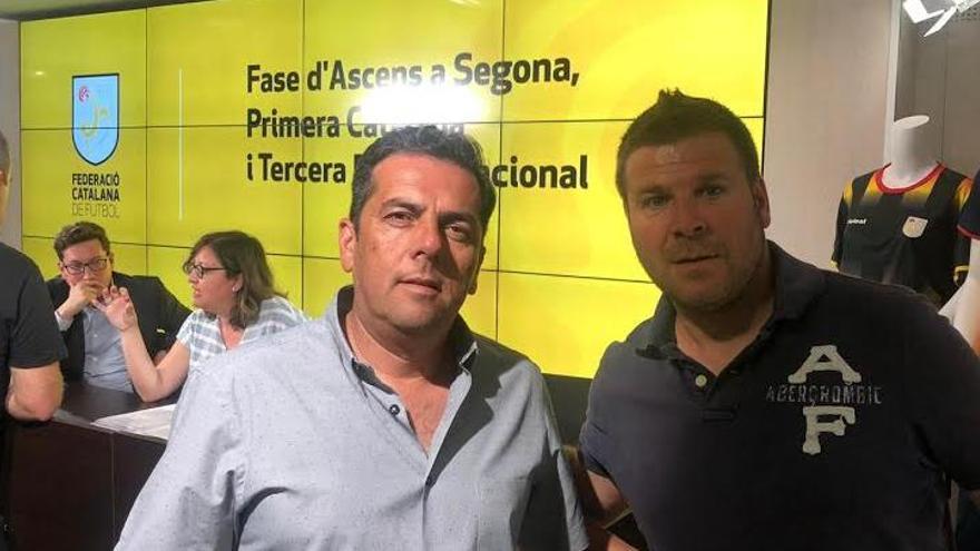 Luis Villa i Xavi Ribera, ahir, al sorteig de la promoció a la FCF