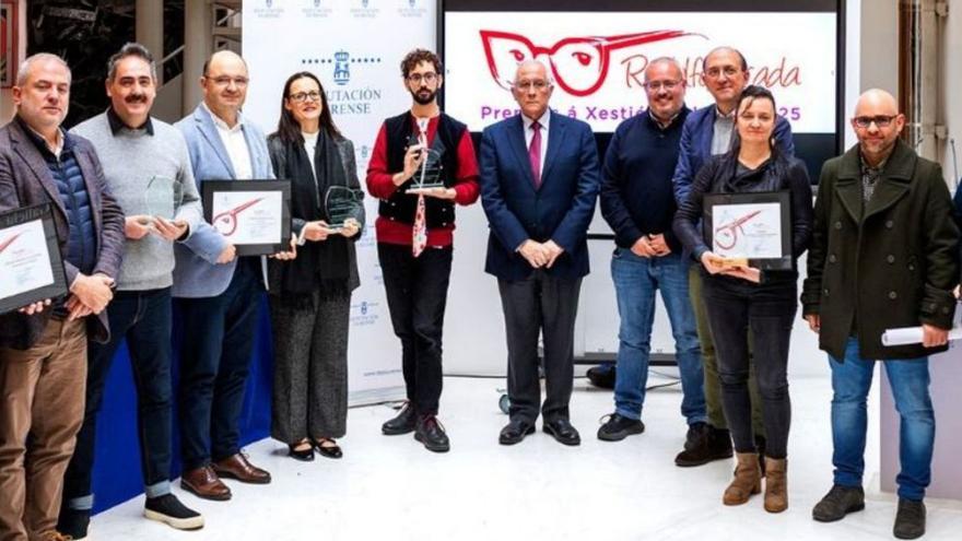 Foto de familia de los premiados en esta edición del Rodolfo Prada. |  Cedida