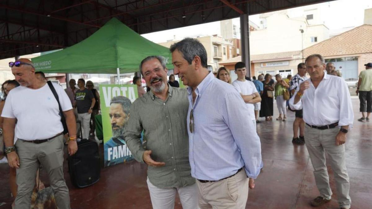 Flores, candidato al Congreso de Vox, y el futuro vicepresidente Barrera, el domingo.