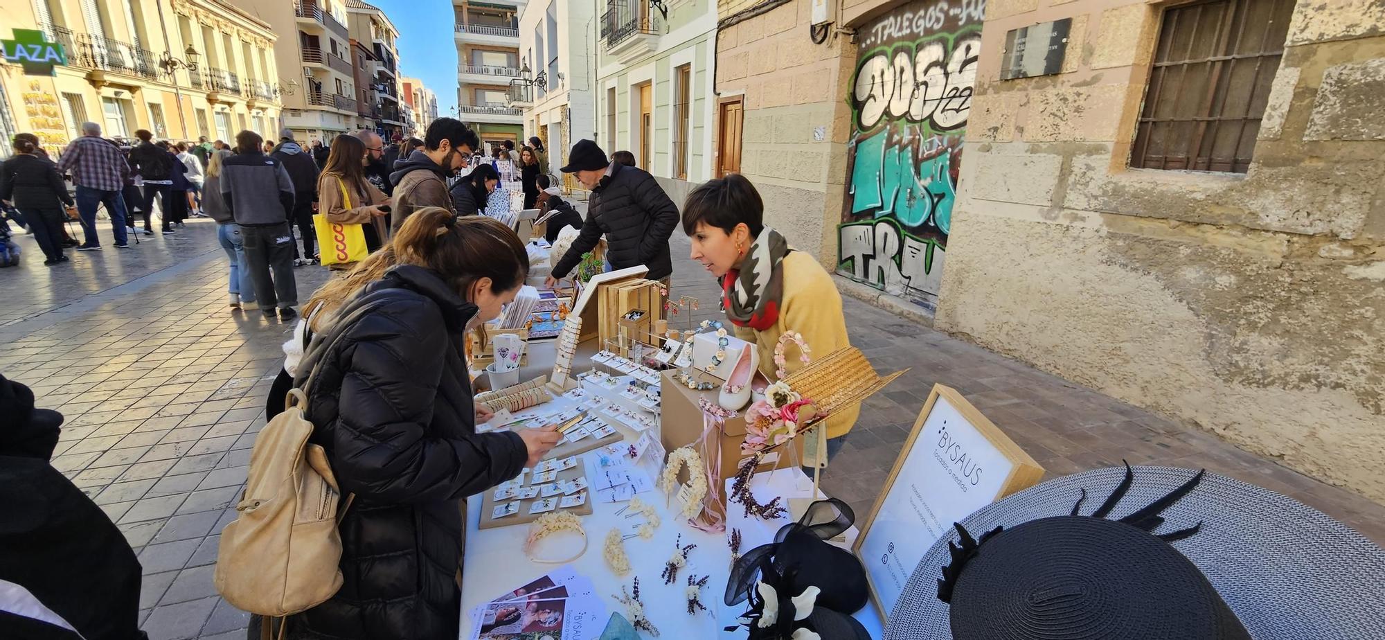 Benimaclet inaugura la Navidad con un Mercado de Artesanía