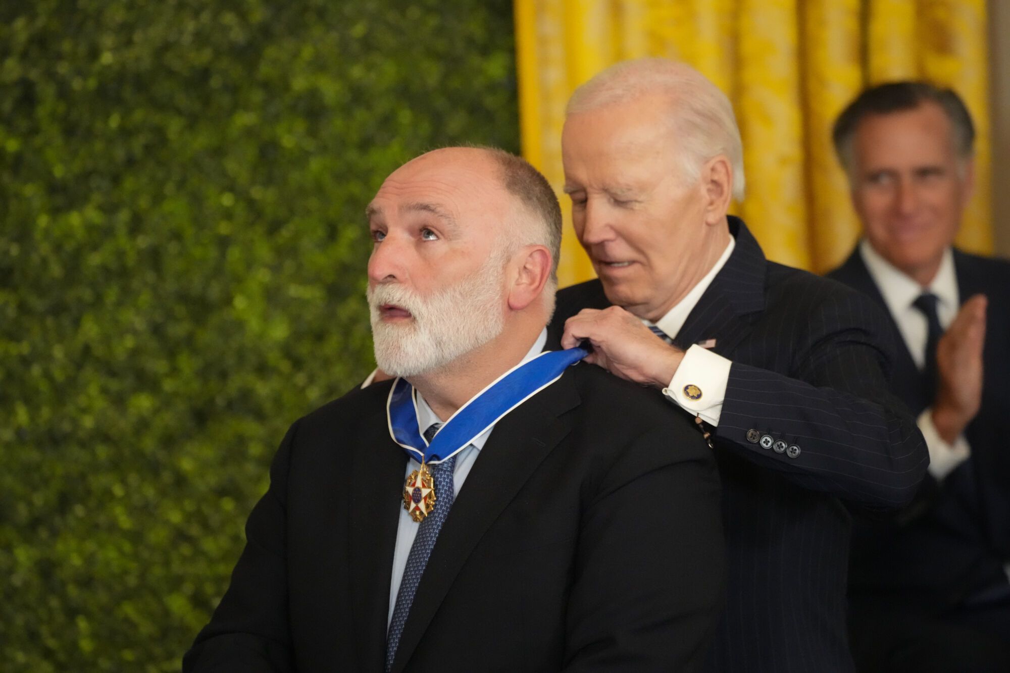 José Andrés recibe de Biden la mayor condecoración civil de los Estados Unidos