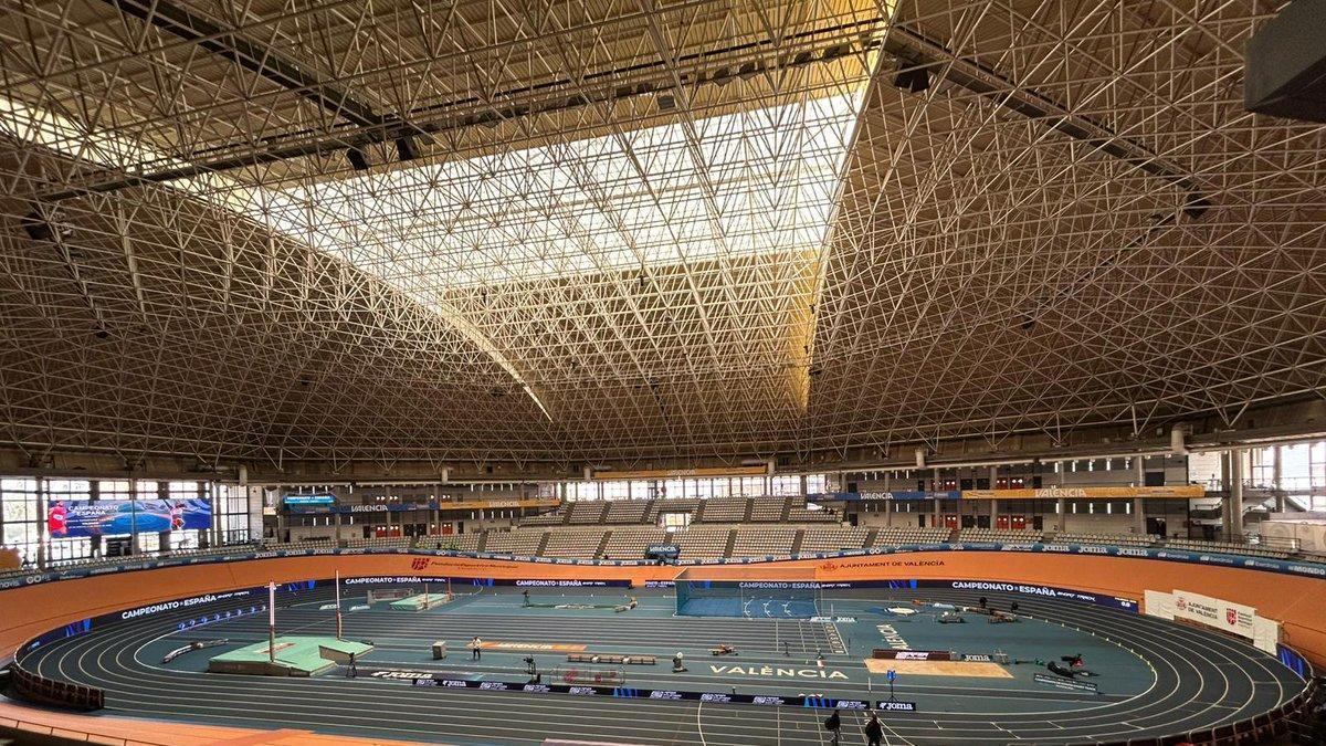 El Campeonato de Europa de Atletismo Indoor Valencia 2027 se disputará del 4 al 7 de marzo en el Velòdrom Lluís Puig, que acogerá así su tercera gran cita internacional tras el Campeonato de Europa de 1998 y el Campeonato del Mundo de 2008.