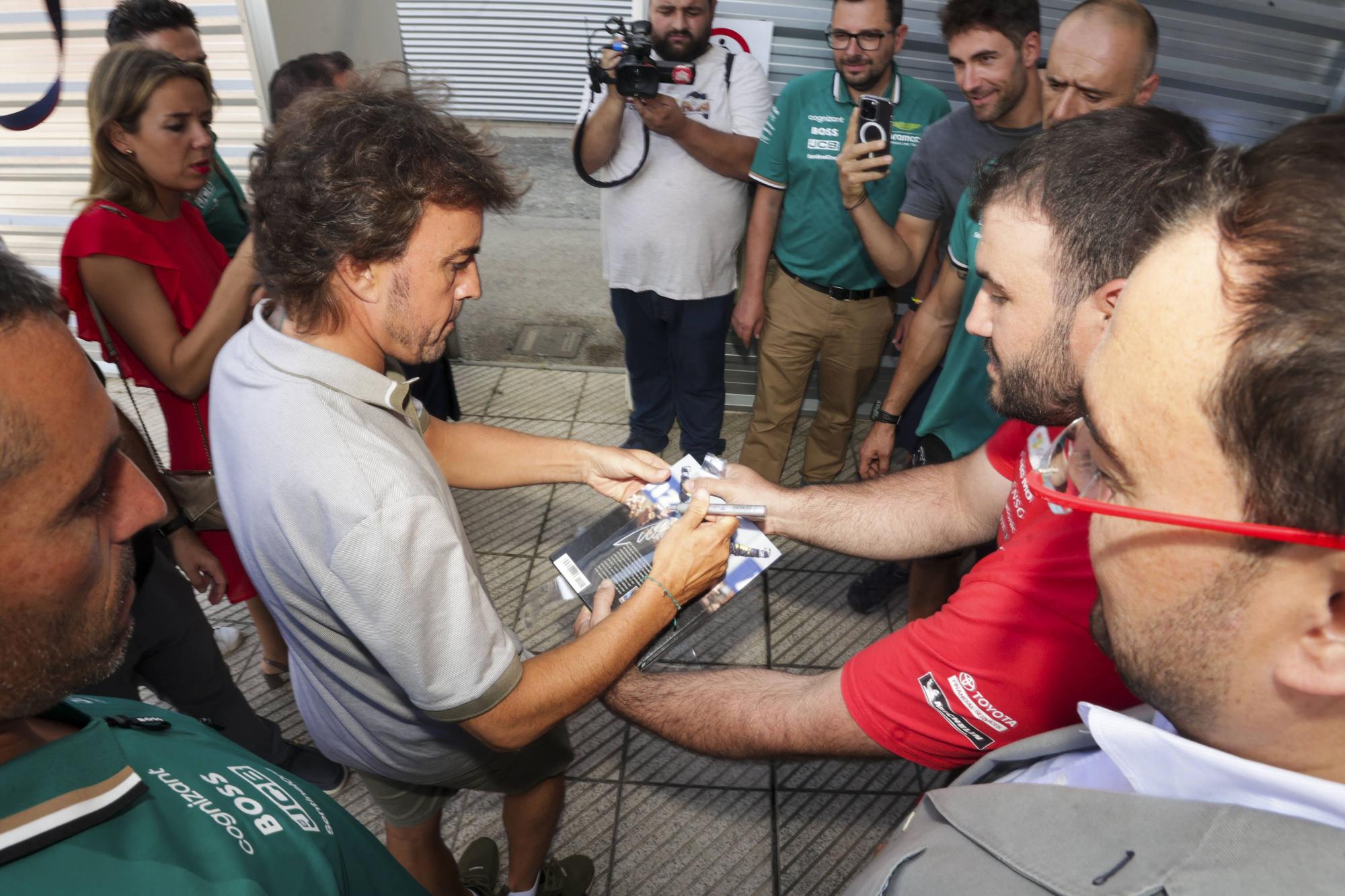 El presidente del Principado visita el Museo y Circuito Fernando Alonso.