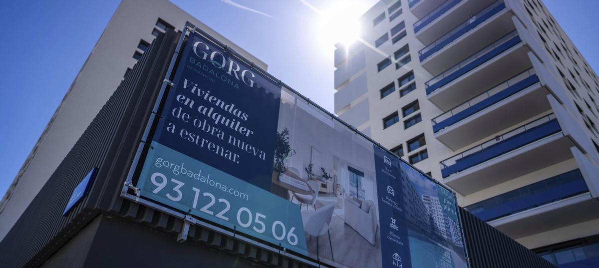 El preu del lloguer cau un 4,1% a Barcelona i gairebé un 1% a Madrid