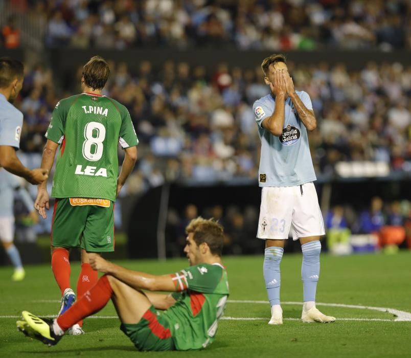 Las mejores imágenes del Celta - Alavés // R. Grobas / A. Villar / C. Graña