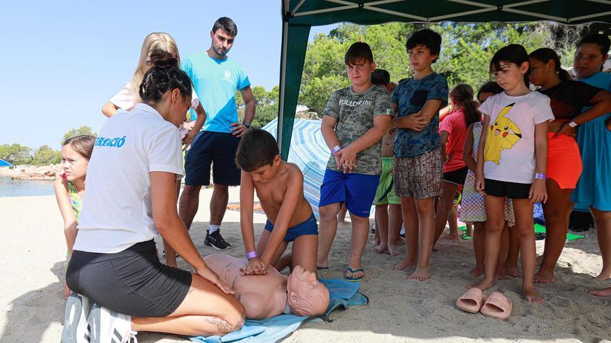 Socorristas por un día en Ibiza