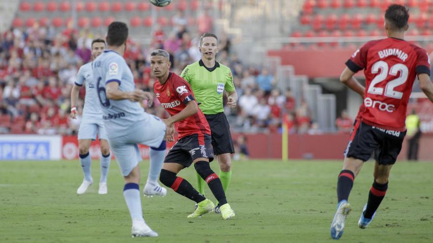 Salva Sevilla, en un lance del partido ante el AtlÃ©tico