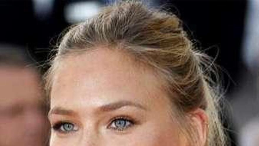 Bar Refaeli.