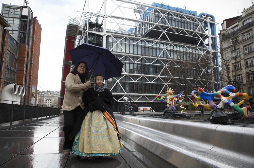 La galería más completa de un viaje histórico en la fiesta, con las falleras mayores en la ciudad más especial del mundo