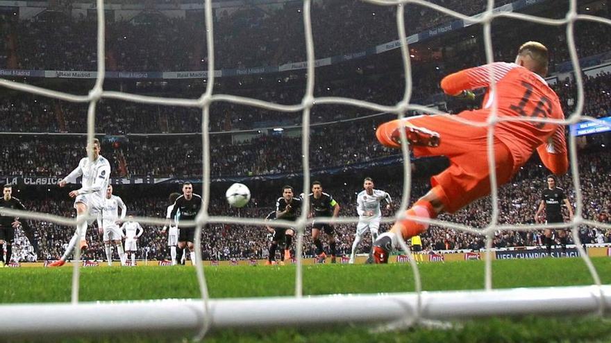 ¿Había un motor escondido en el balón de Cristiano Ronaldo?