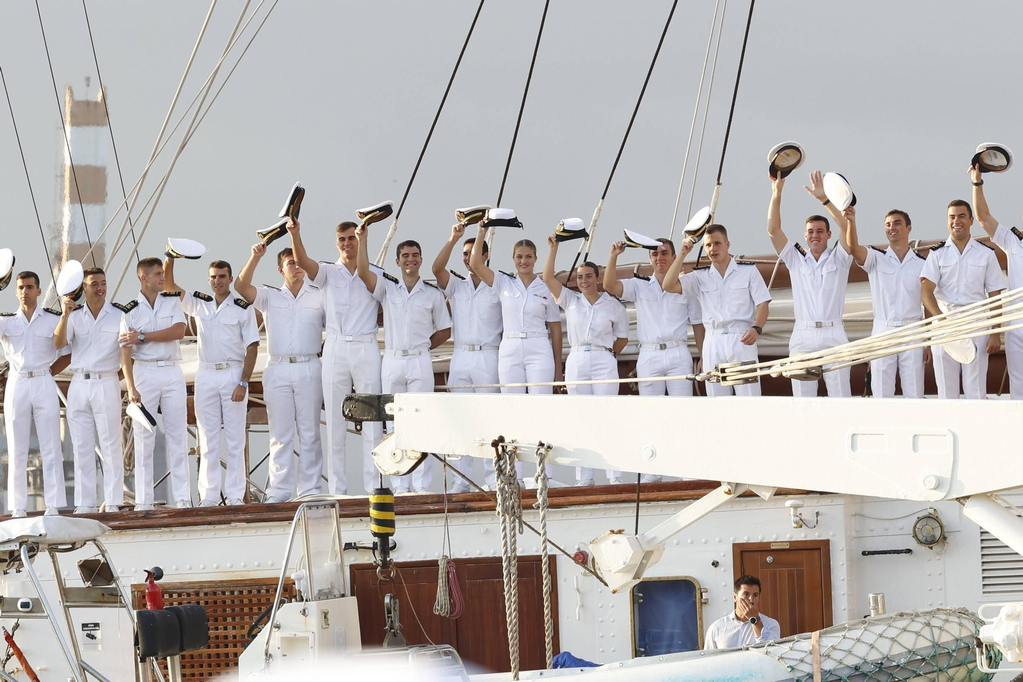 EN IMÁGENES: Así fue la llegada de la Princesa Leonor a Gijón en "Elcano"