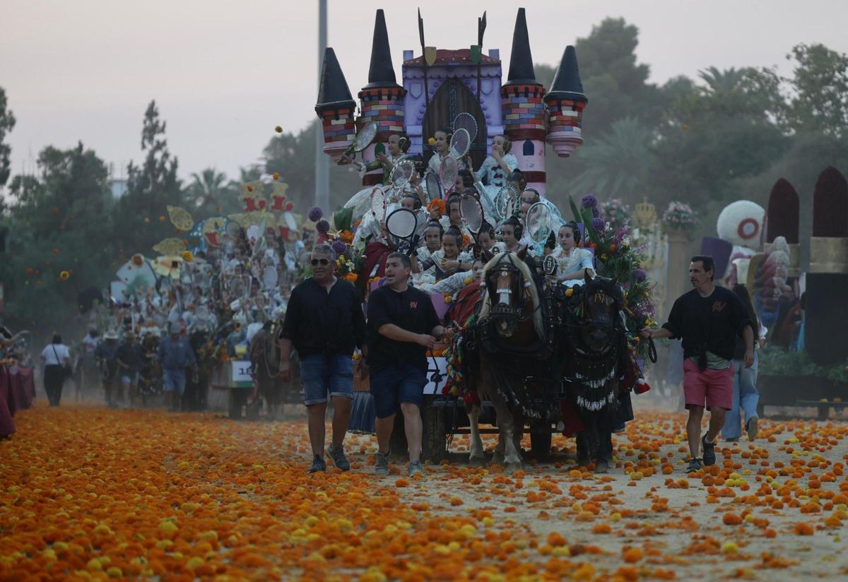 Así ha sido la Batalla de Flores de València 2026