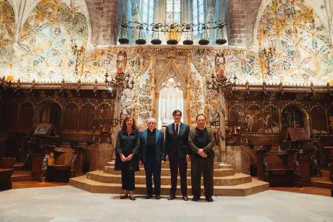 Illa se cita con Miquel Barceló y Maria del Mar Bonet en su visita a Mallorca