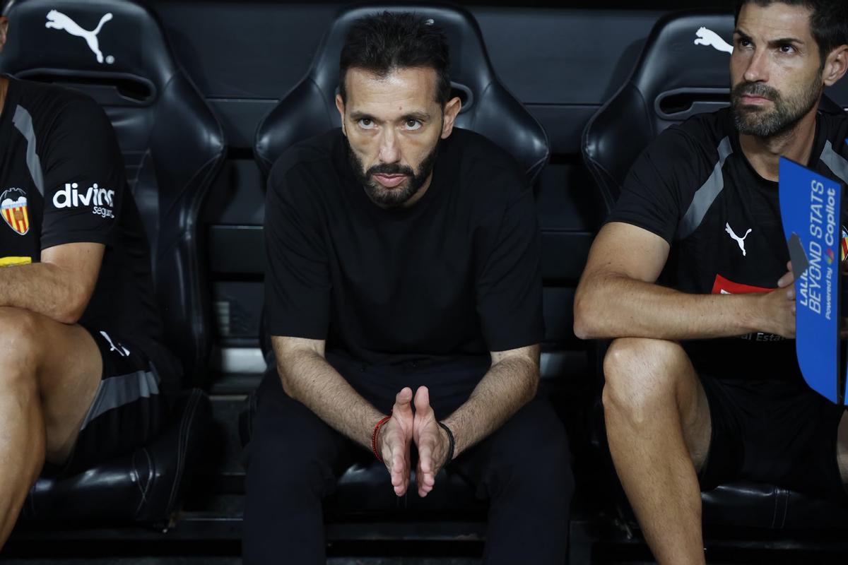 Corberán, antes del encuentro contra el Betis esta semana.