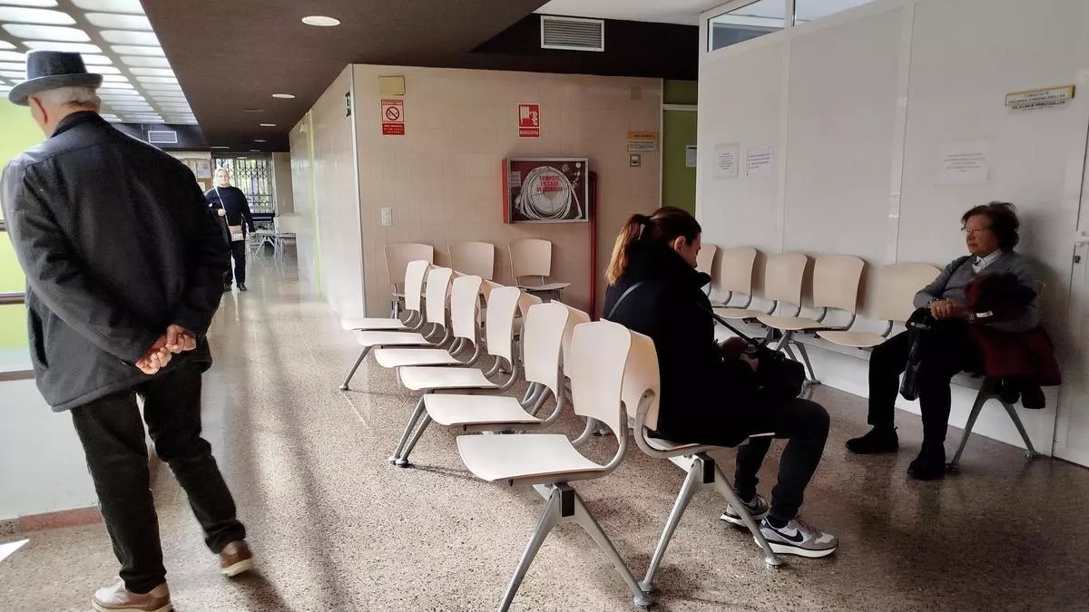 El 40% de los murcianos tarda más de una semana en ver al médico de familia
