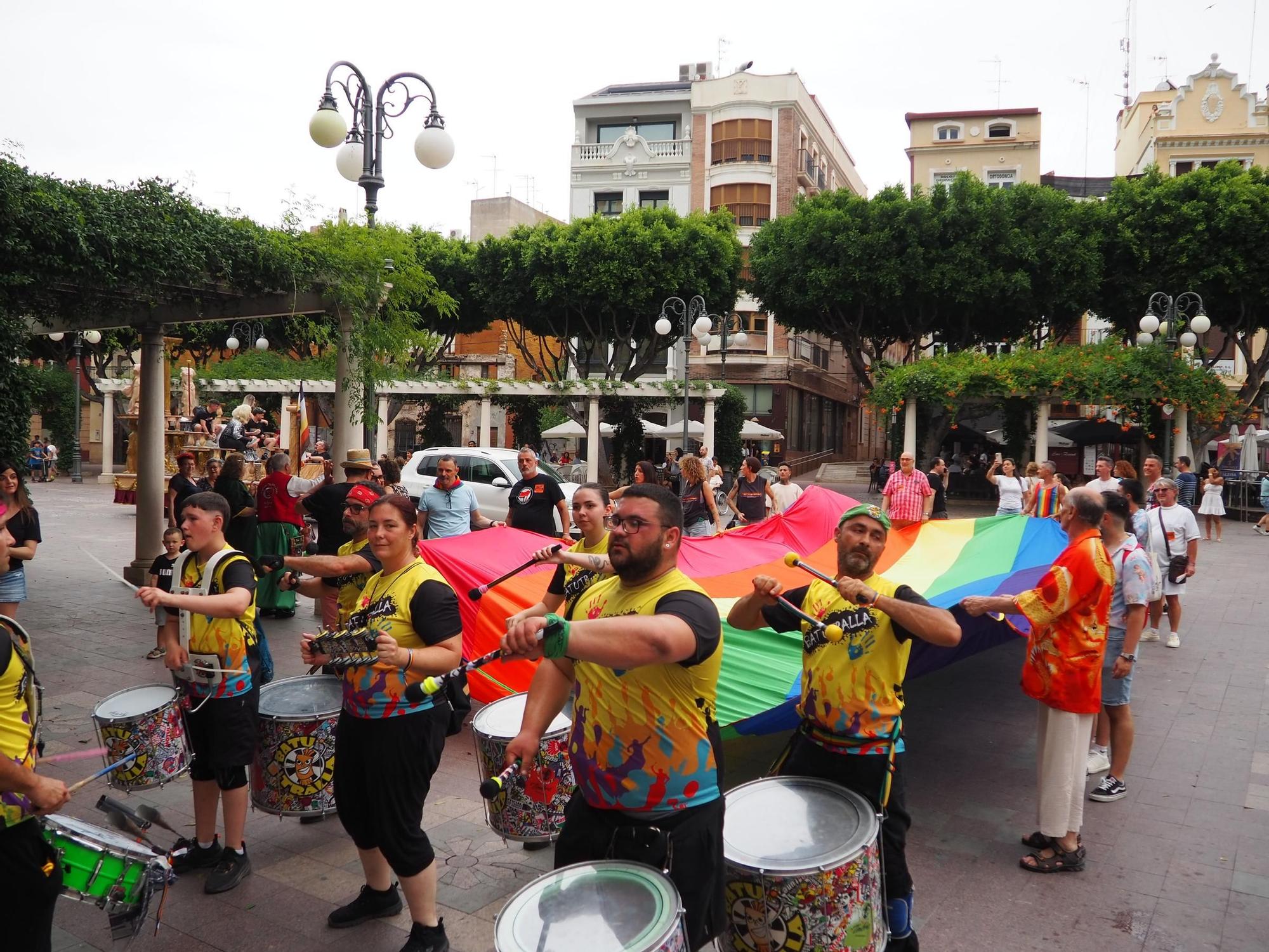 Así ha sido la manifestación del orgullo LGTBI en Alzira