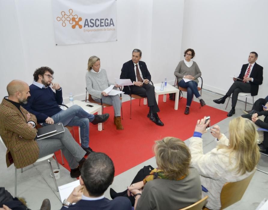 Debate en Ascega sobre el presupuesto de A Coruña