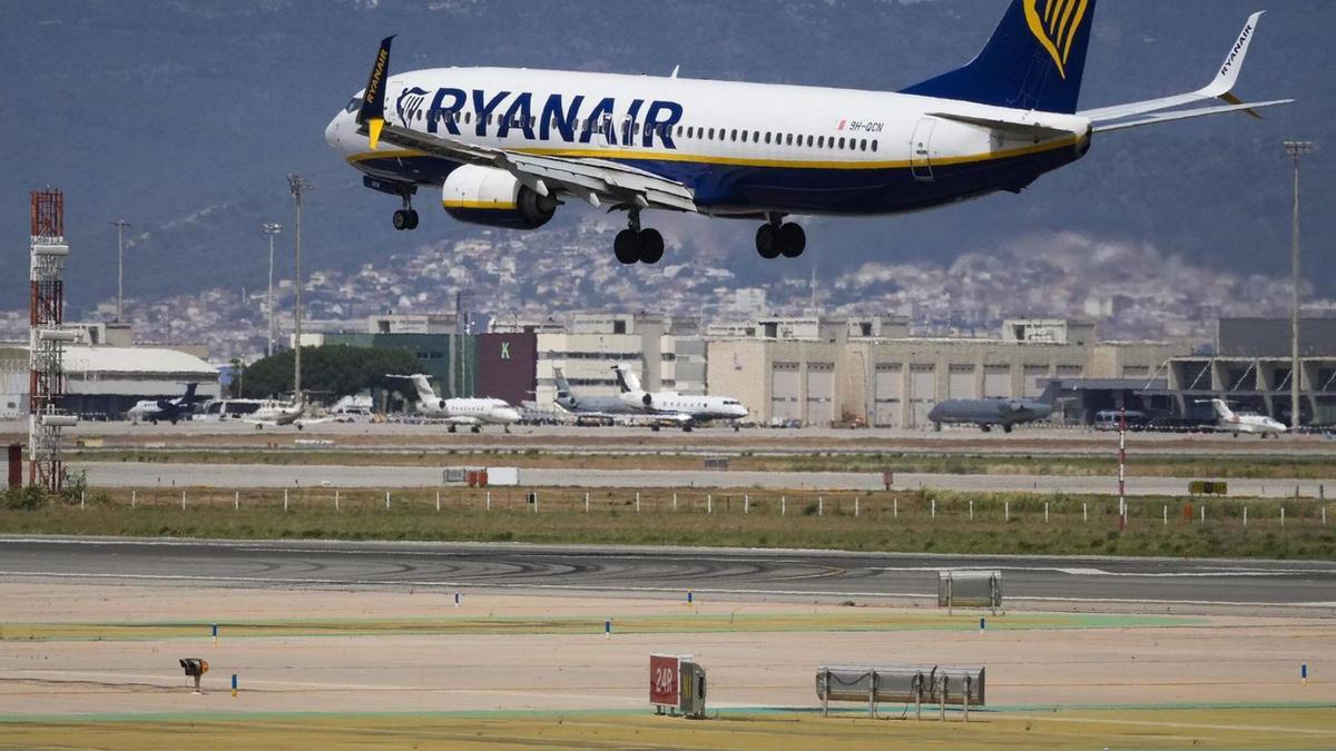 Ryanair estrena una ruta inédita a Polonia desde el aeropuerto de Barcelona-El Prat en la programación de invierno