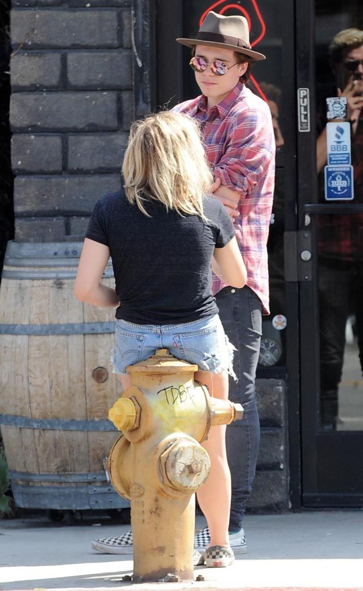 Brooklyn Beckham y Chloe Moretz hablan