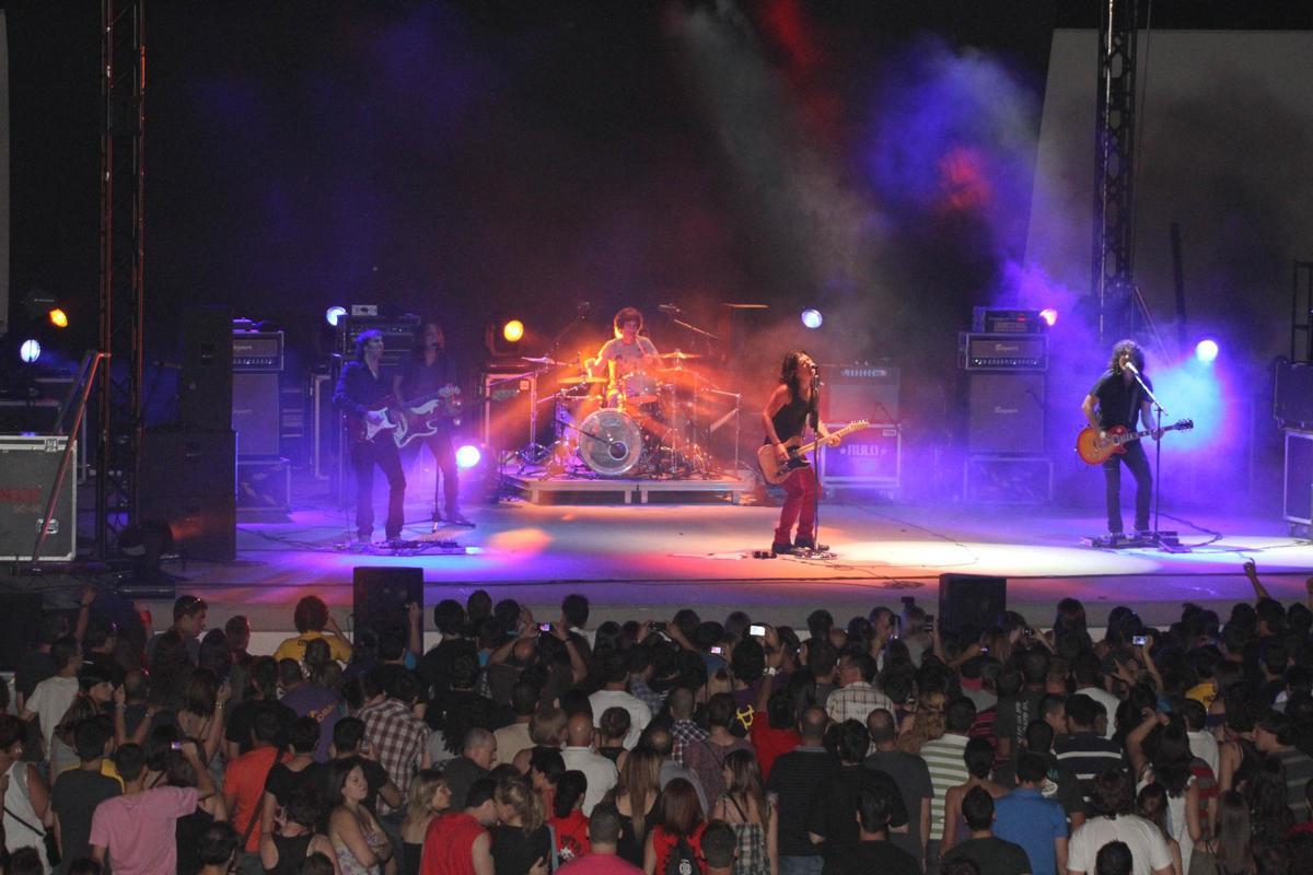 Un concierrto de Rulo y la Contrabanda durante las fiestas y ferias de San Pedro.