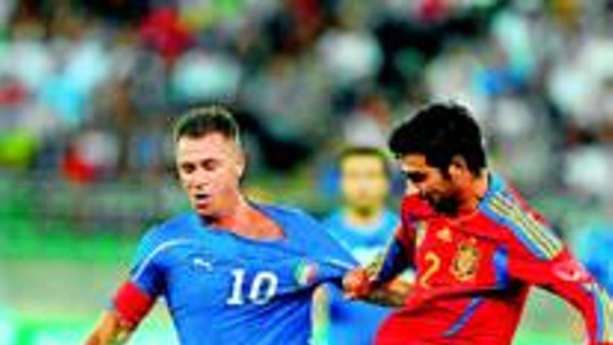 &#039;La Roja&#039; sufre otra vez ante Italia