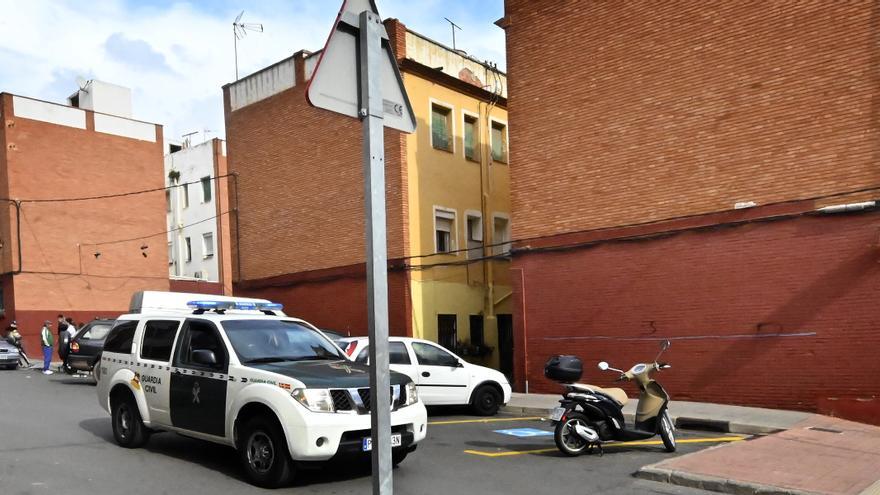 Los médicos salvan a la bebé de la embarazada muerta de un tiro fortuito durante una reyerta en Castellón