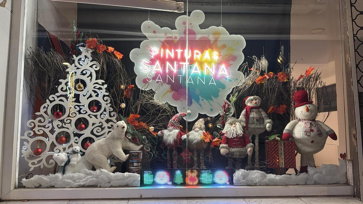 Premios de Escaparatismo Navideño: Tienda Pinturas Santana
