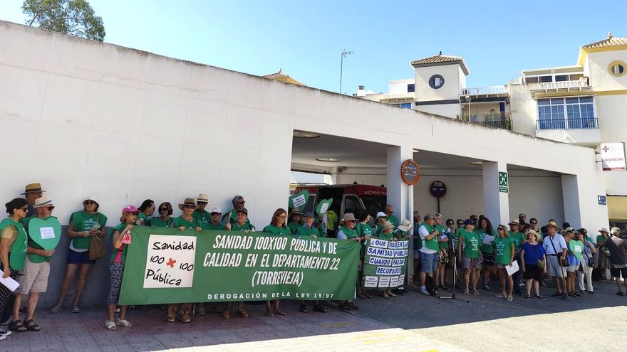 La Plataforma por la Sanidad Pública denuncia la precariedad del centro de salud La Loma de Torrevieja