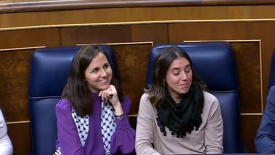 La reacción de Irene Montero ante la pregunta de Feijóo: &quot;¿Es usted el Gobierno más feminista de la historia y va a cesar a la ministra de Igualdad?&quot;