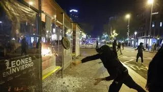 Vor Demo am Freitag in Palma: Organisatoren drohen mit Angriff auf Protestcamp an der Plaça d'Espanya