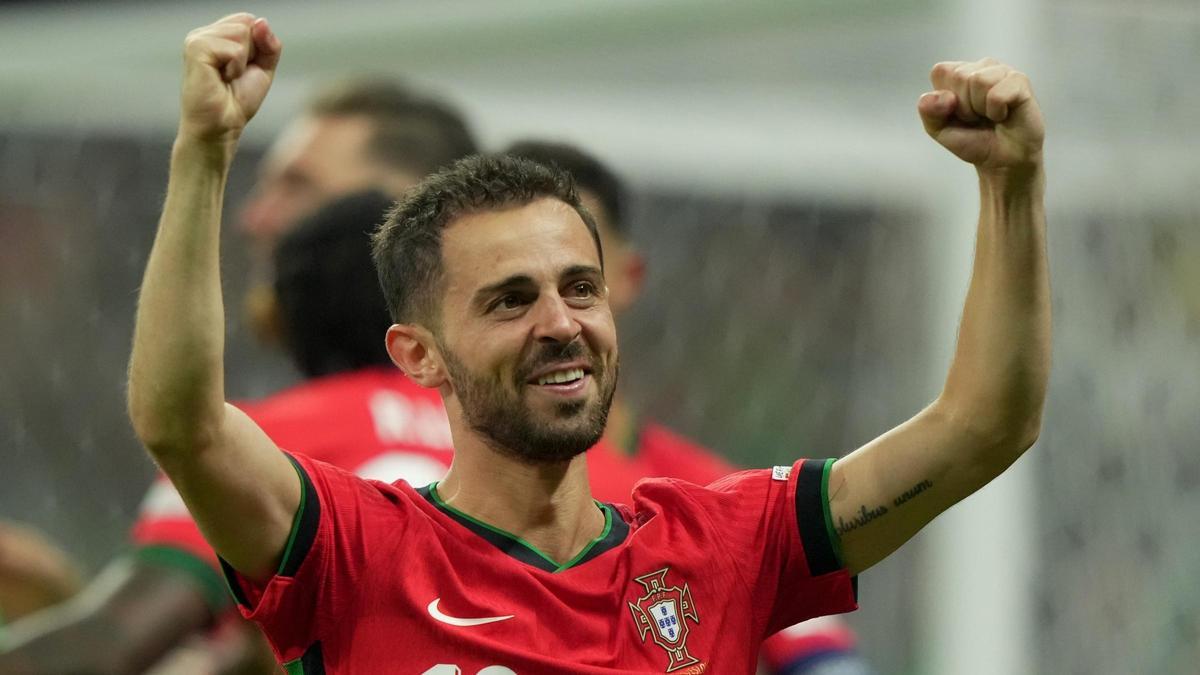 Bernardo Silva, feliz al final del Portugal-Eslovenia resuelto por los penaltis.