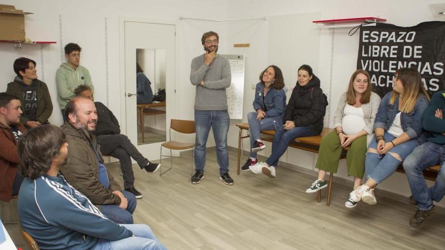 Asistentes a la reunión que se está celebrando en estos momentos