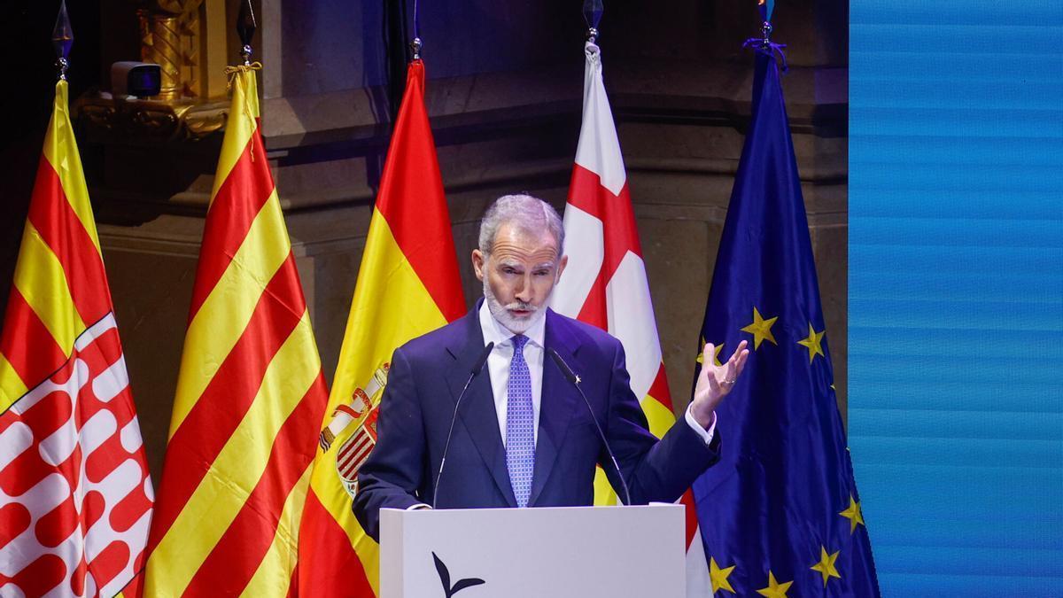 El Rey Felipe VIEl rey participa en el comité estatal de coordinación ante la emergencia por los incendios