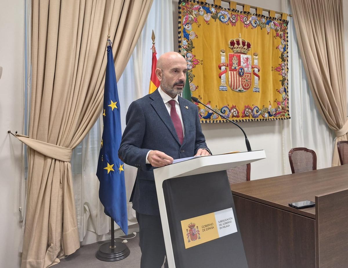 El subdelegado del Gobierno, Javier Salas, presenta las ayudas para paliar los daños por la borrasca.